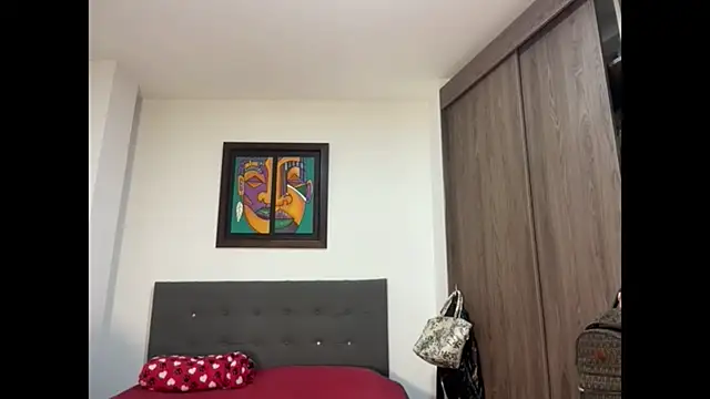 Snapshot of AbrilSantosxo chatting on 06-01-26, 12:29 AbrilSantosxo online show from 06-01-26, 12:29