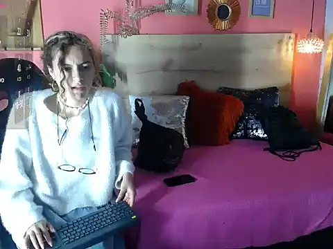 maria Turner1 online show from 04-19-26, 08:57