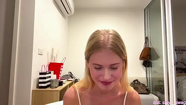 Snapshot of Slay_Swag chatting on 02-17-26, 10:12 Slay Swag online show from 02-17-26, 10:12