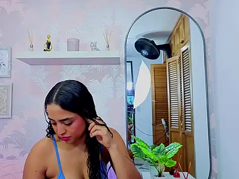 Emma Thompssonn online show from 02-02-26, 12:04