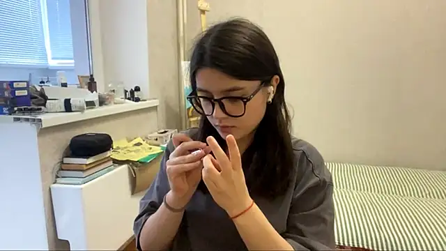 Snapshot of SaintMari chatting on 07-12-26, 01:24 SaintMari online show from 07-12-26, 01:24