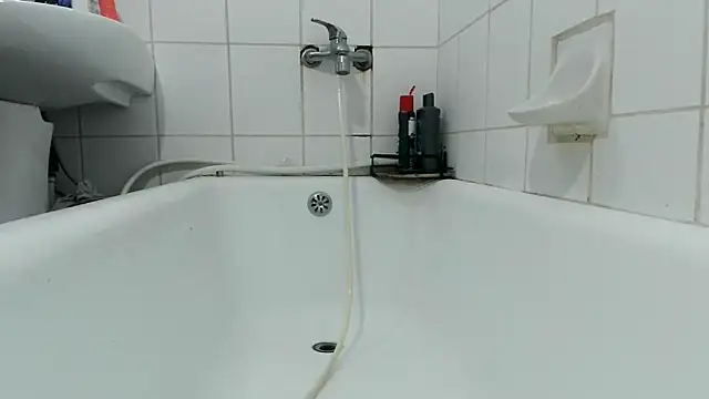 Crista-Elio online show from 04-08-26, 04:29