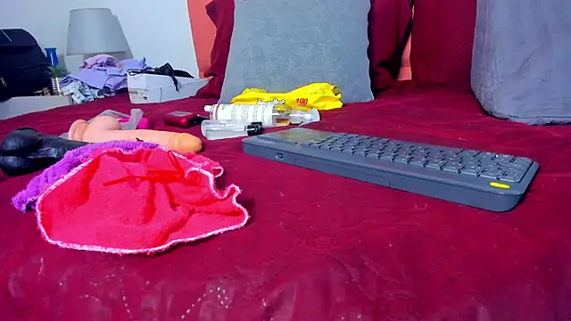 rose thompson19 online show from 02-20-26, 07:03