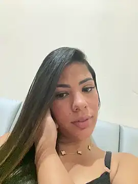 paola oliveira online show from 03-07-26, 05:43