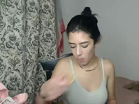 luisandri  online show from 02-25-26, 12:42