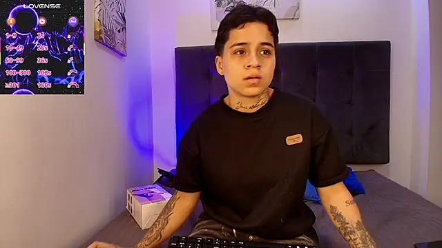 Parker Noah online show from 04-08-26, 07:58