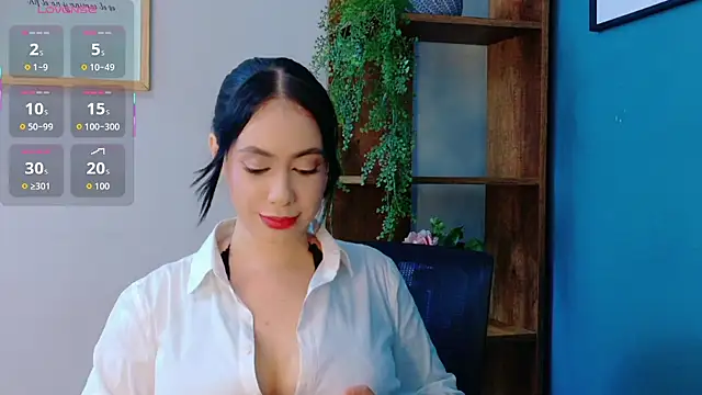 Snapshot of Sienna-Gold chatting on 02-10-26, 01:37 Sienna-Gold online show from 02-10-26, 01:37