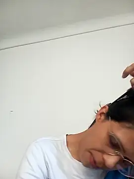 mitzukywinteer online show from 03-31-26, 08:42