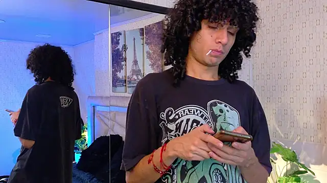 Snapshot of 4L3JX chatting on 02-19-26, 04:08 4L3JX online show from 02-19-26, 04:08