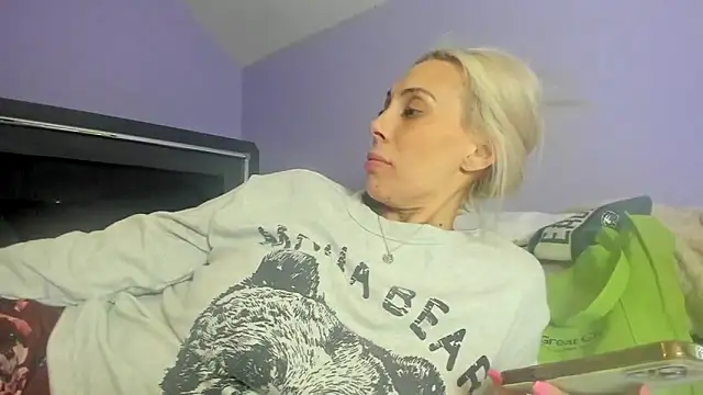 Snapshot of LindseyFAFO chatting on 02-01-26, 07:34 LindseyFAFO online show from 02-01-26, 07:34