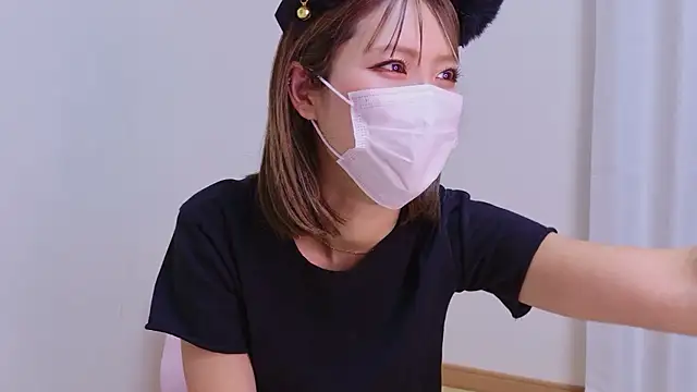 yumi0025 online show from 06-17-26, 01:30