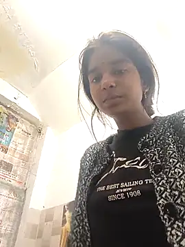 Snapshot of Cute-Natashaa chatting on 02-17-26, 03:47 Cute-Natashaa online show from 02-17-26, 03:47