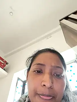 Hot-Tinaa online show from 01-17-26, 07:24