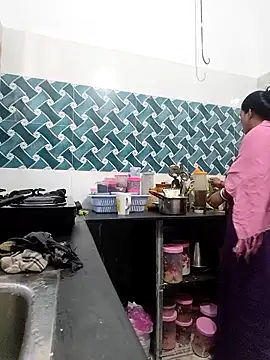 Hot-Tinaa online show from 02-27-26, 02:33