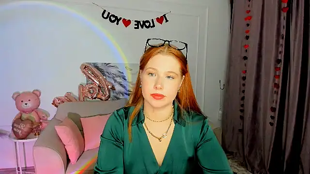 Snapshot of SweetDaylight chatting on 02-24-26, 07:34 SweetDaylight online show from 02-24-26, 07:34