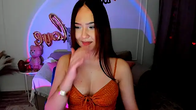 Snapshot of GlowMe chatting on 02-20-26, 06:41 GlowMe online show from 02-20-26, 06:41