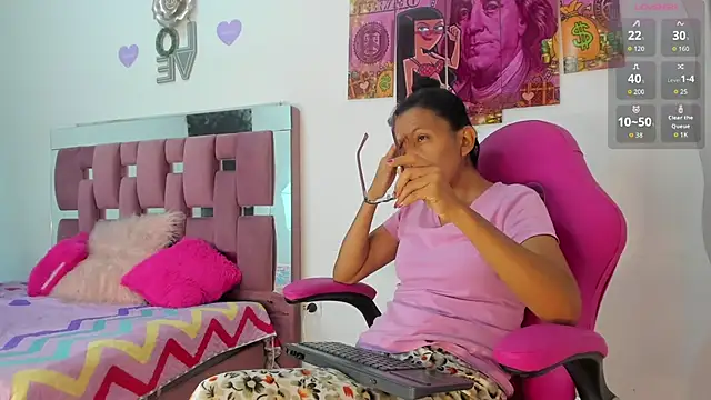 Livia Coxs online show from 03-13-26, 02:12