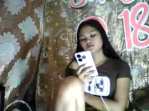 PinaySkinnyJust18 online show from 02-14-26, 11:23