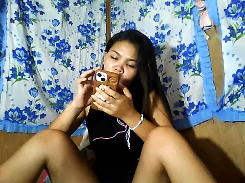 Snapshot of PinaySkinnyJust18 chatting on 06-16-26, 09:45 PinaySkinnyJust18 online show from 06-16-26, 09:45