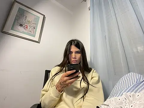 Lily WellGifted online show from 03-22-26, 07:06