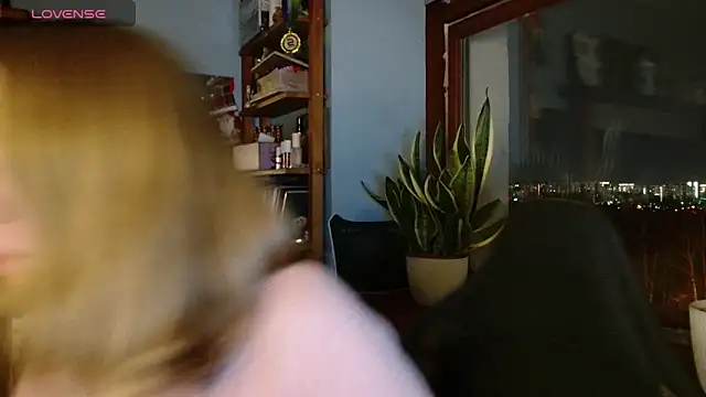 Daisy Lovely online show from 03-21-26, 05:05