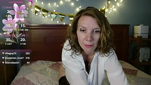 Daisy Lovely online show from 05-15-26, 04:19