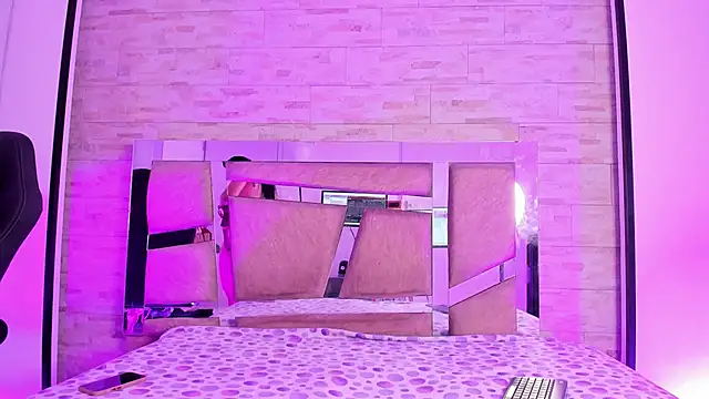 kendall grace online show from 04-16-26, 11:44