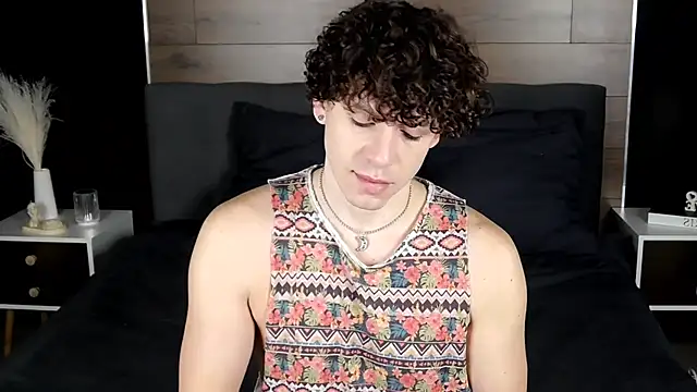 Snapshot of TylerGibson chatting on 02-09-26, 04:16 TylerGibson online show from 02-09-26, 04:16