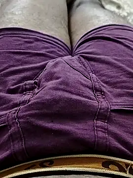 Snapshot of straightnd chatting on 02-10-26, 04:22 straightnd online show from 02-10-26, 04:22