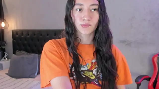 Snapshot of isabella_nowa chatting on 04-18-26, 11:25 isabella nowa online show from 04-18-26, 11:25