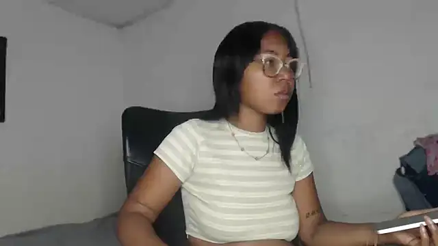 girl sexy27 online show from 02-25-26, 03:43