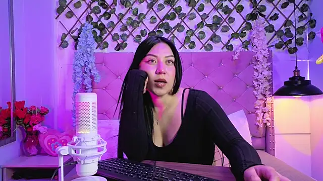 Karol-Sanchez online show from 01-17-26, 07:39