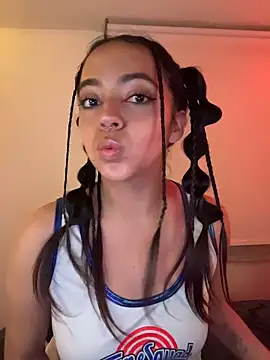 laraa rous online show from 05-08-26, 04:18