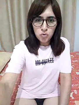Snapshot of Eide-26 chatting on 05-24-26, 04:39 Eide-26 online show from 05-24-26, 04:39