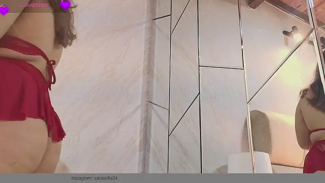 Snapshot of Hannahpretty- chatting on 02-21-26, 09:05 Hannahpretty- online show from 02-21-26, 09:05