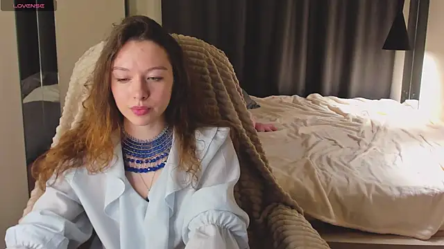 Lilith Grimm online show from 03-26-26, 02:00