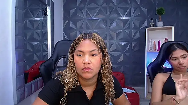 Snapshot of mayli_marie chatting on 02-18-26, 11:11 mayli marie online show from 02-18-26, 11:11