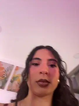 Snapshot of IrinaBlanc chatting on 02-02-26, 12:42 IrinaBlanc online show from 02-02-26, 12:42