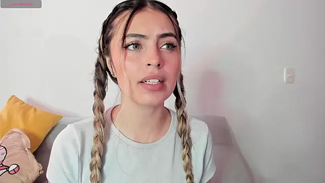 Fernanda aaaa online show from 04-08-26, 02:50