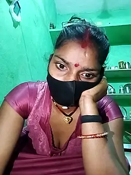 Snapshot of Cute__tanu chatting on 02-17-26, 07:53 Cute tanu online show from 02-17-26, 07:53