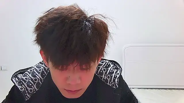 Snapshot of paofu-001 chatting on 05-08-26, 01:55 paofu-001 online show from 05-08-26, 01:55