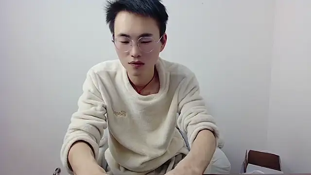 Snapshot of Aint686 chatting on 02-06-26, 10:29 Aint686 online show from 02-06-26, 10:29