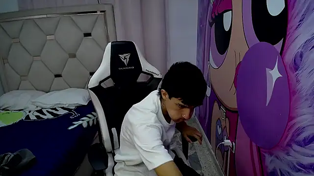 Akyra latinn online show from 02-03-26, 01:27