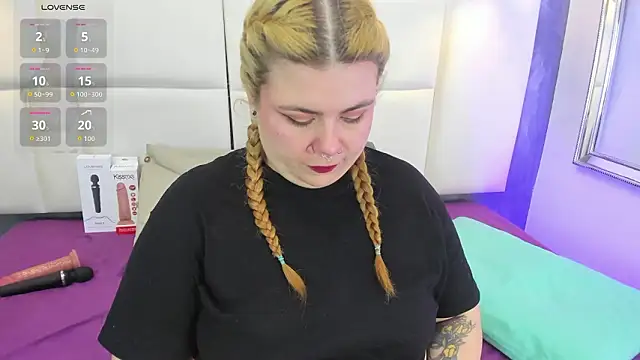 Snapshot of Martina_armos chatting on 02-09-26, 01:37 Martina armos online show from 02-09-26, 01:37