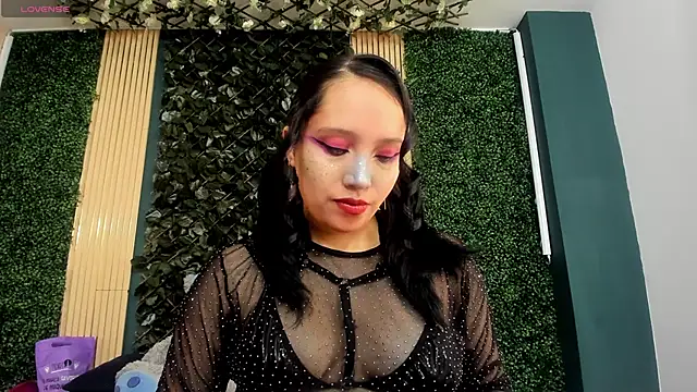 Snapshot of AmberAddamss chatting on 02-22-26, 02:37 AmberAddamss online show from 02-22-26, 02:37