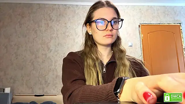 Snapshot of Jolievic chatting on 02-20-26, 11:22 Jolievic online show from 02-20-26, 11:22