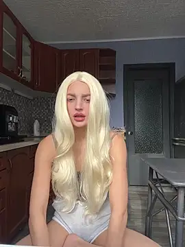 Snapshot of SashaPri chatting on 02-15-26, 10:36 SashaPri online show from 02-15-26, 10:36