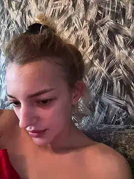 Snapshot of SashaPri chatting on 02-16-26, 02:13 SashaPri online show from 02-16-26, 02:13