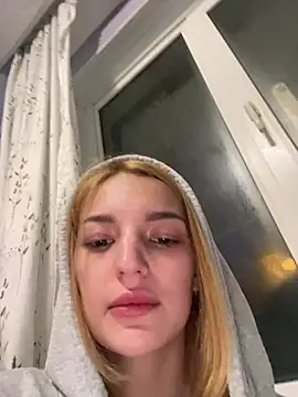 Snapshot of SashaPri chatting on 02-19-26, 06:26 SashaPri online show from 02-19-26, 06:26