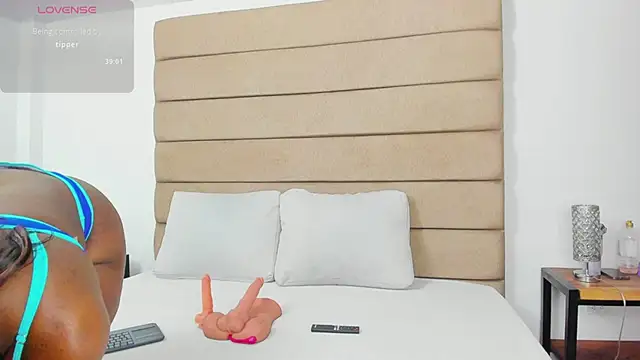 ely brown  online show from 03-09-26, 03:43